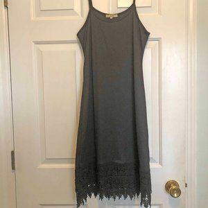 EIKOSI SLIP/DRESS IN BLACK Lace Bottom Size Large
